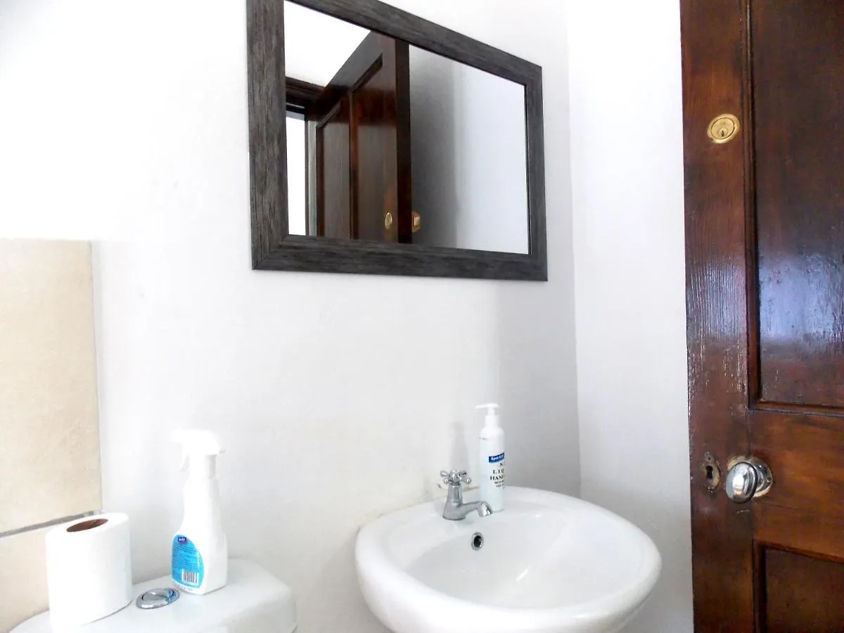 Trap Houz Backpackers Hostel Cape Town 0*,